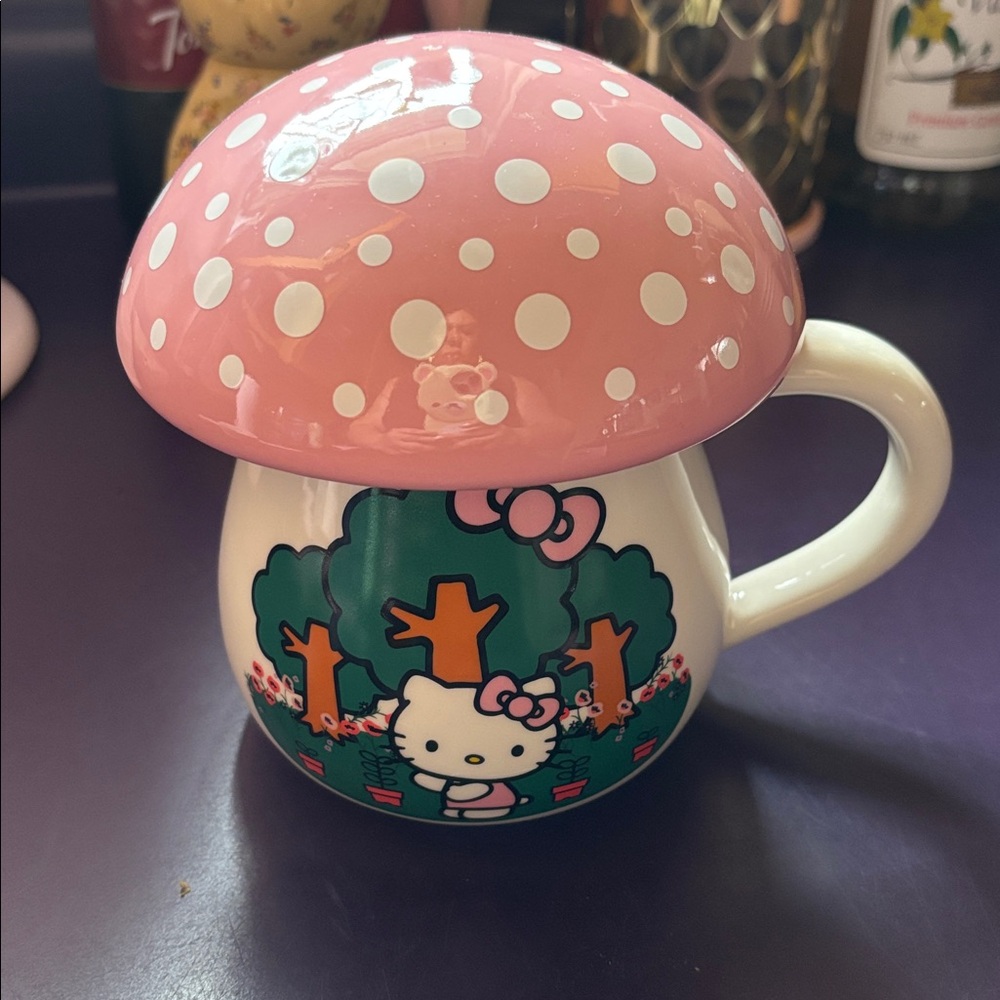 Hello kitty mushroom mug